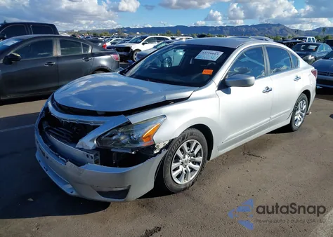 2014 Nissan Altima 2.5 S z USA, uszkodzony, nr VIN 1N4AL3AP7EN234032